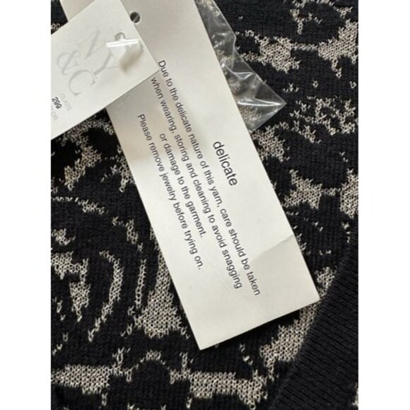 New York & Company Black Gold Floral V-Neck Cardigan Button up Size XS - Picture 6 of 13